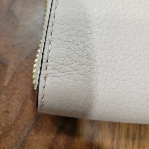 Michael Kors Jet Set Continental Wristlet in Pebbled Leather - Picture 12 of 12